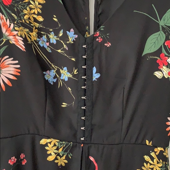 Dress - Picture 3 of 6